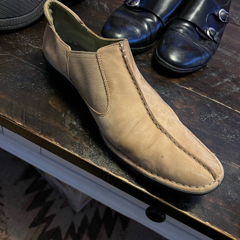 TSUBO Shoes Men's Tan Loafers